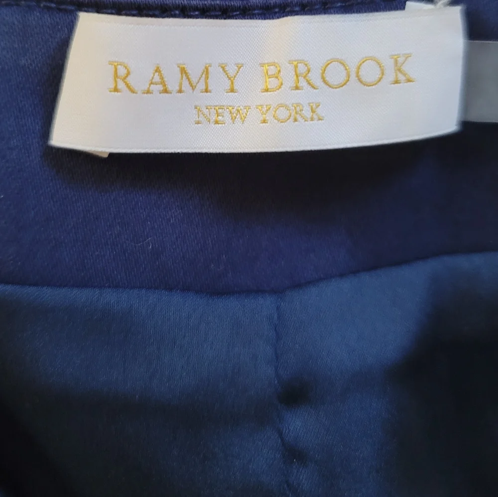 Women's Navy Blue Shorts - Picture 7 of 8